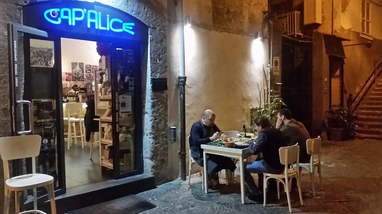 Ai Baretti B&B Neapol Zewnętrze zdjęcie
