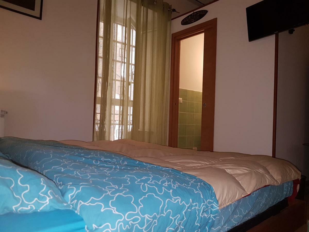 Ai Baretti B&B Neapol Zewnętrze zdjęcie